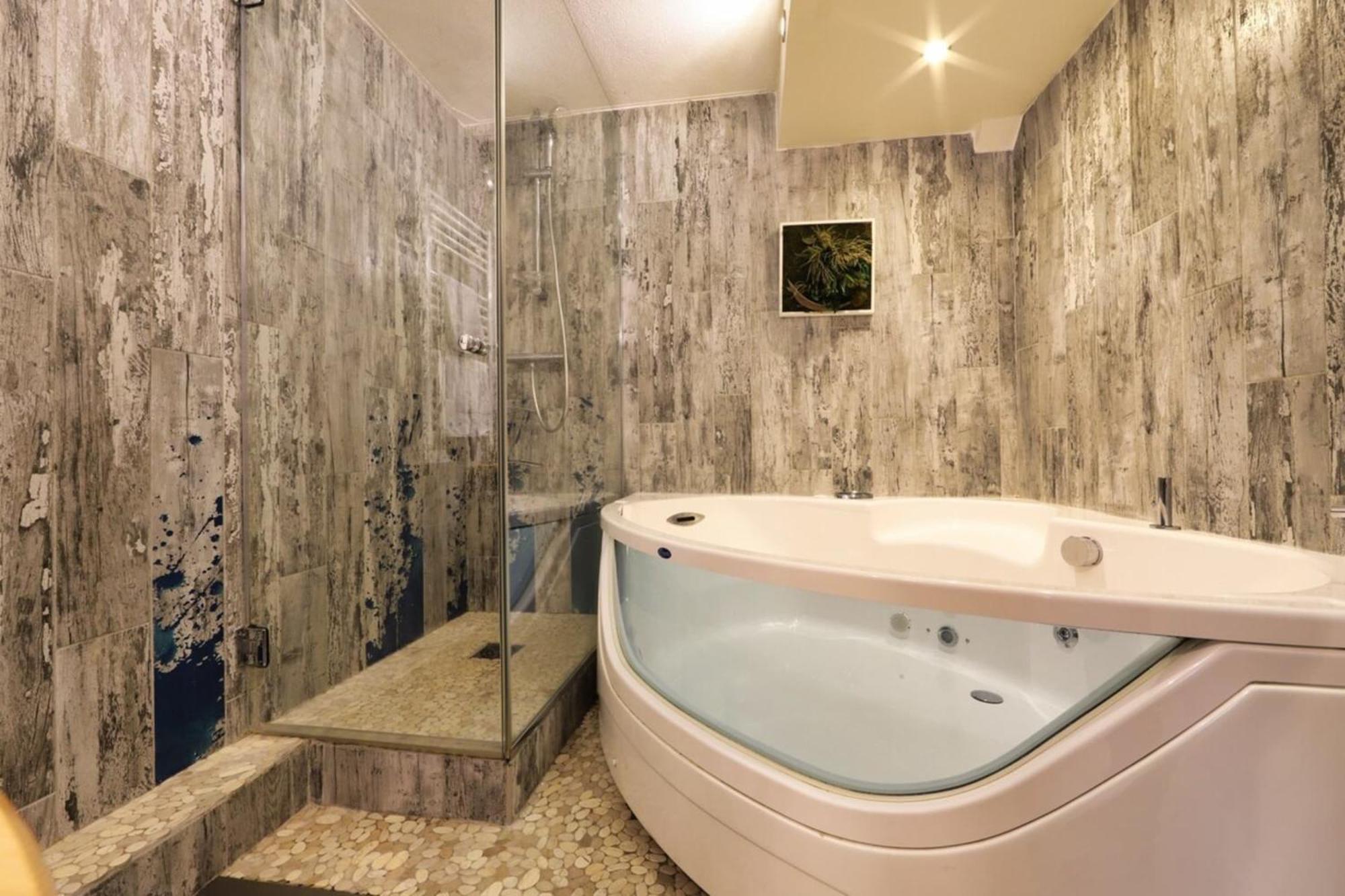 Le Cocon - Lofts & Lakes Certified 4-Stars Annecy Luaran gambar